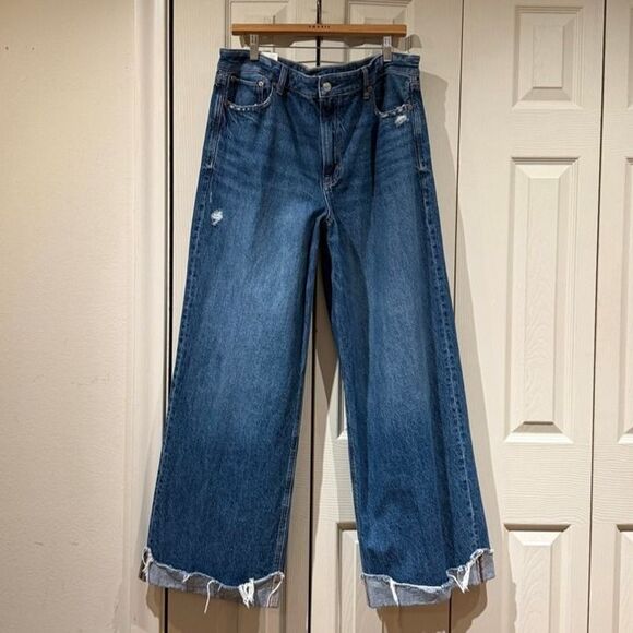 LIKE NEW AE Super High Waisted Baggy Wide Leg Cuffed Jeans Dark Distressed 16 - Picture 3 of 12